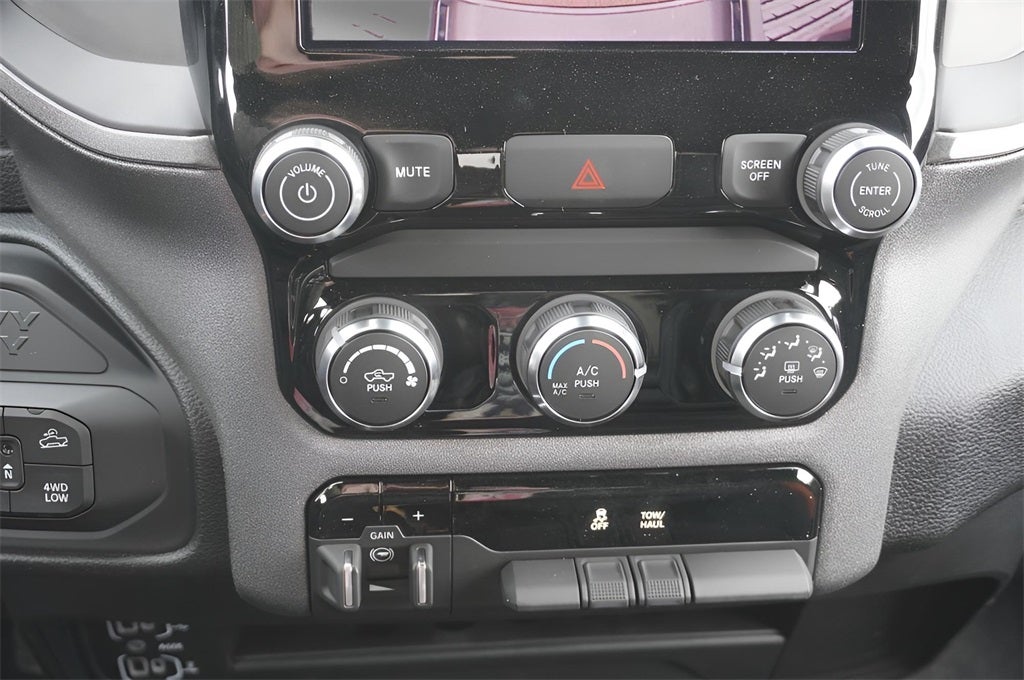 2026 RAM Ram 2500 RAM 2500 WARLOCK CREW CAB 4X4 6'4' BOX