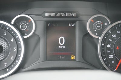 2026 RAM 2500 RAM 2500 BLACK EXPRESS CREW CAB 4X4 6'4' BOX