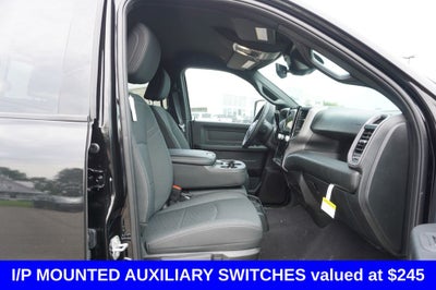 2026 RAM Ram 2500 RAM 2500 BLACK EXPRESS CREW CAB 4X4 6'4' BOX