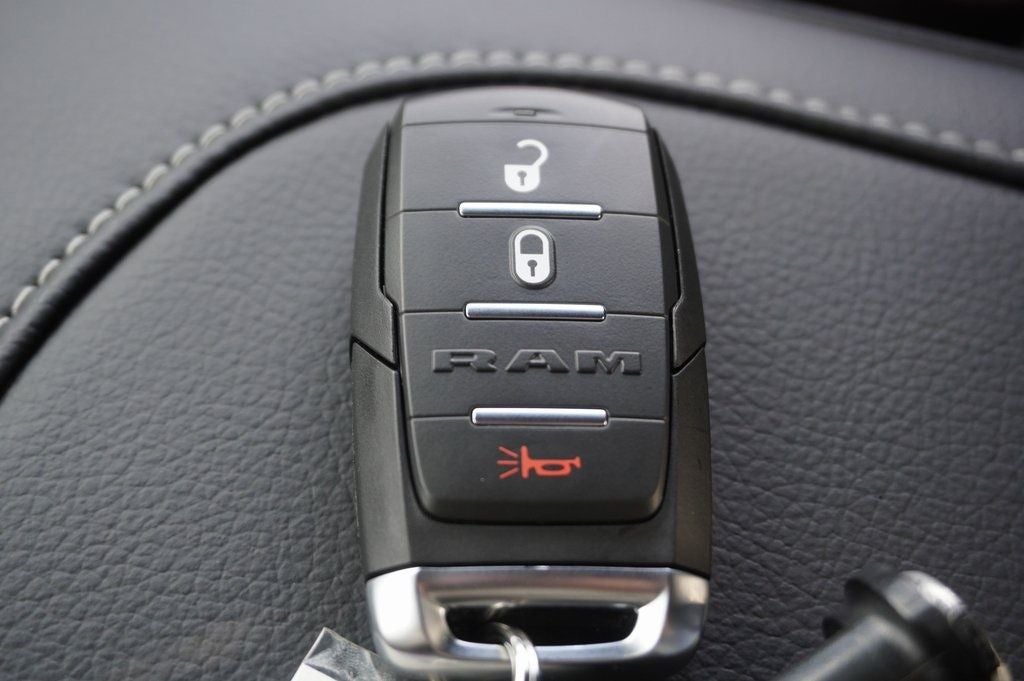 2026 RAM Ram 2500 RAM 2500 WARLOCK CREW CAB 4X4 6'4' BOX