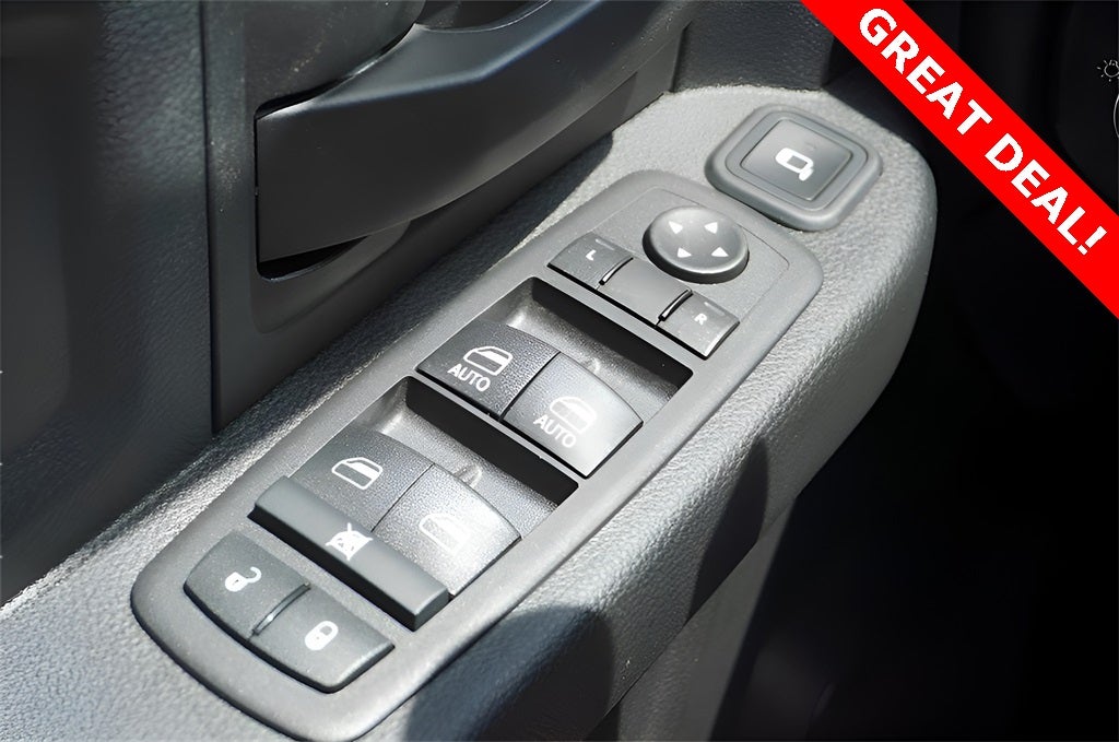 2024 RAM 2500 Tradesman Crew Cab 4x4 6'4' Box