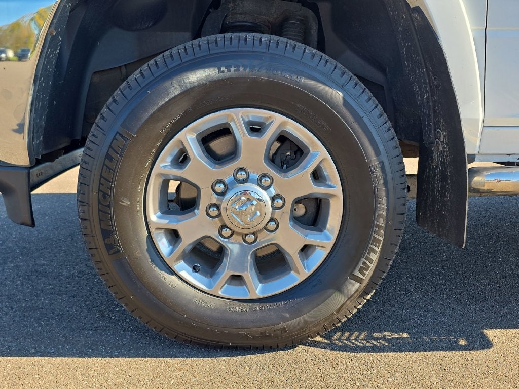 2022 RAM 2500 Laramie Crew Cab 4x4 6'4' Box