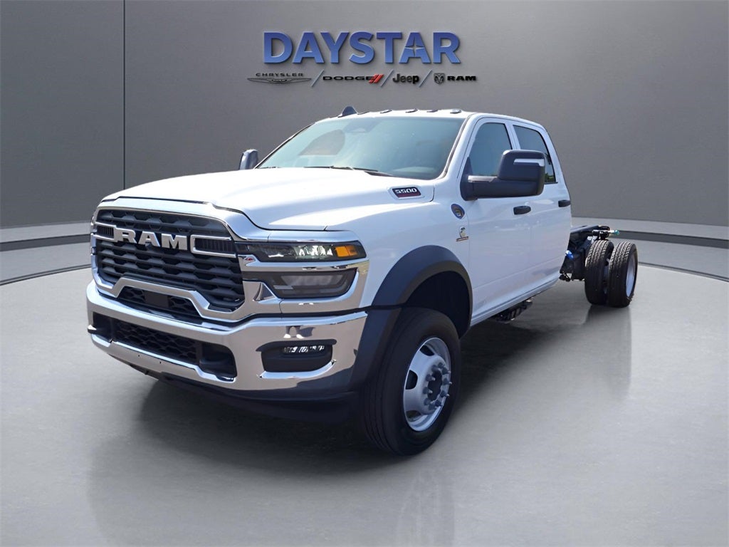 2026 RAM Ram 5500 Chassis Cab RAM 5500 TRADESMAN CHASSIS CREW CAB 4X4 84' CA