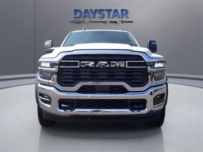 2026 RAM Ram 5500 Chassis Cab RAM 5500 TRADESMAN CHASSIS CREW CAB 4X4 84' CA