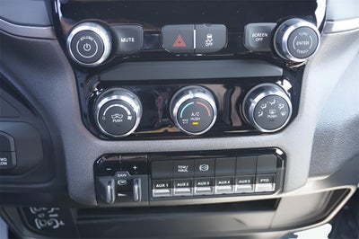 2026 RAM Ram 5500 Chassis Cab RAM 5500 TRADESMAN CHASSIS CREW CAB 4X4 84' CA