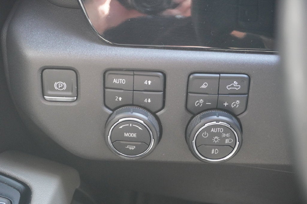 2024 Chevrolet Silverado 1500 4WD Crew Cab Short Bed ZR2