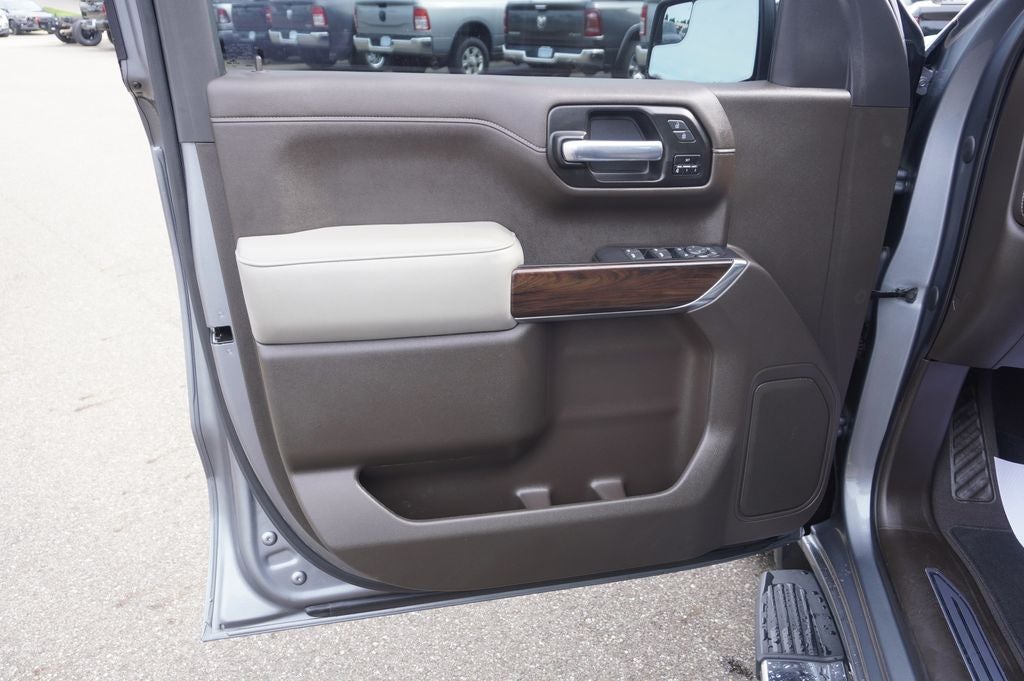 2021 GMC Sierra 1500 4WD Crew Cab Short Box SLT