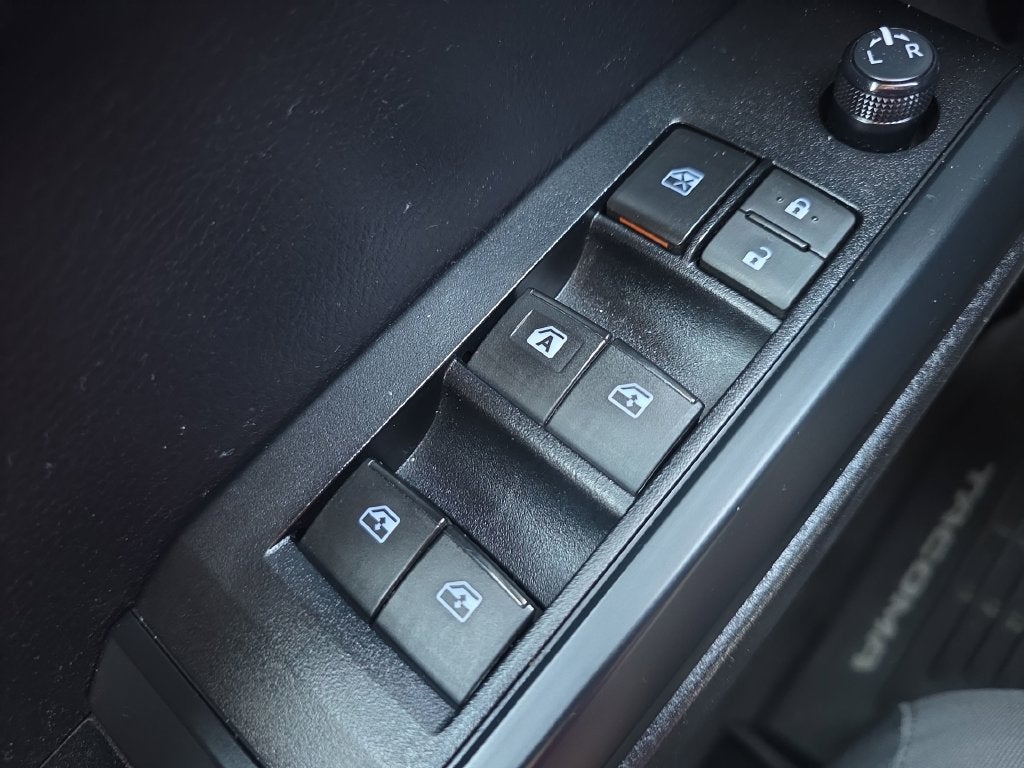 2020 Toyota Tacoma SR V6