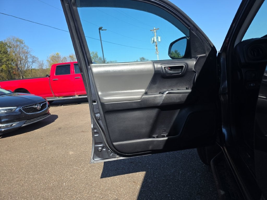 2020 Toyota Tacoma SR V6