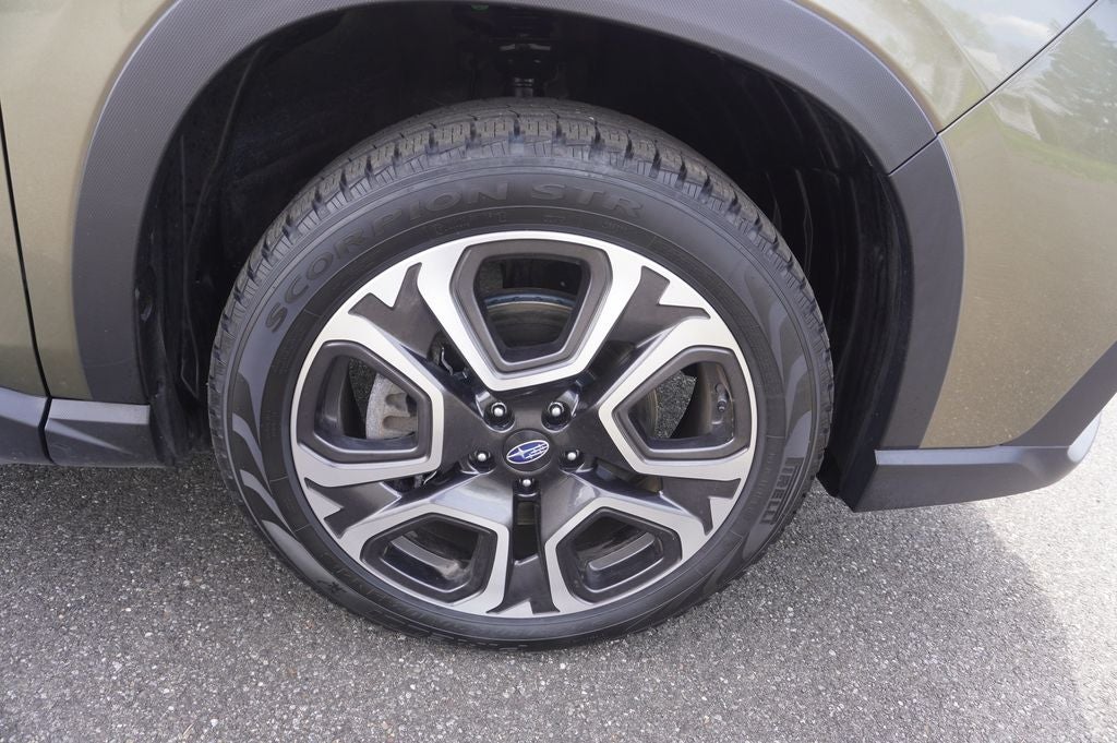 2023 Subaru Ascent Limited 8-Passenger