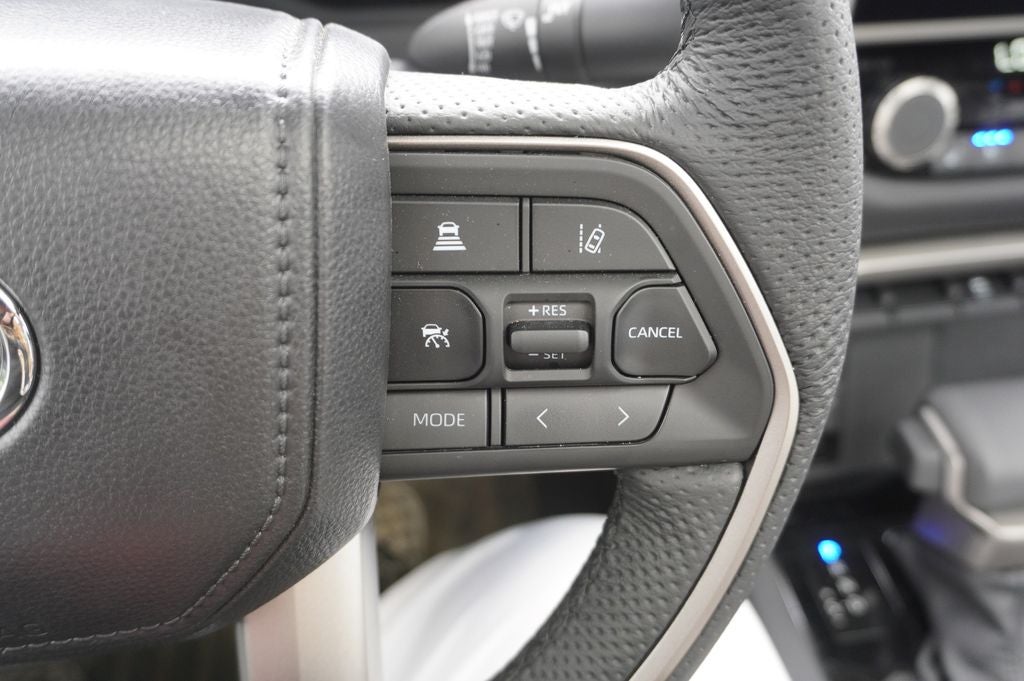 2026 Toyota Tundra Limited CrewMax 5.5' Bed