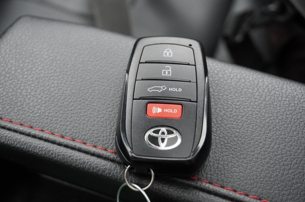 2023 Toyota Sequoia SR5