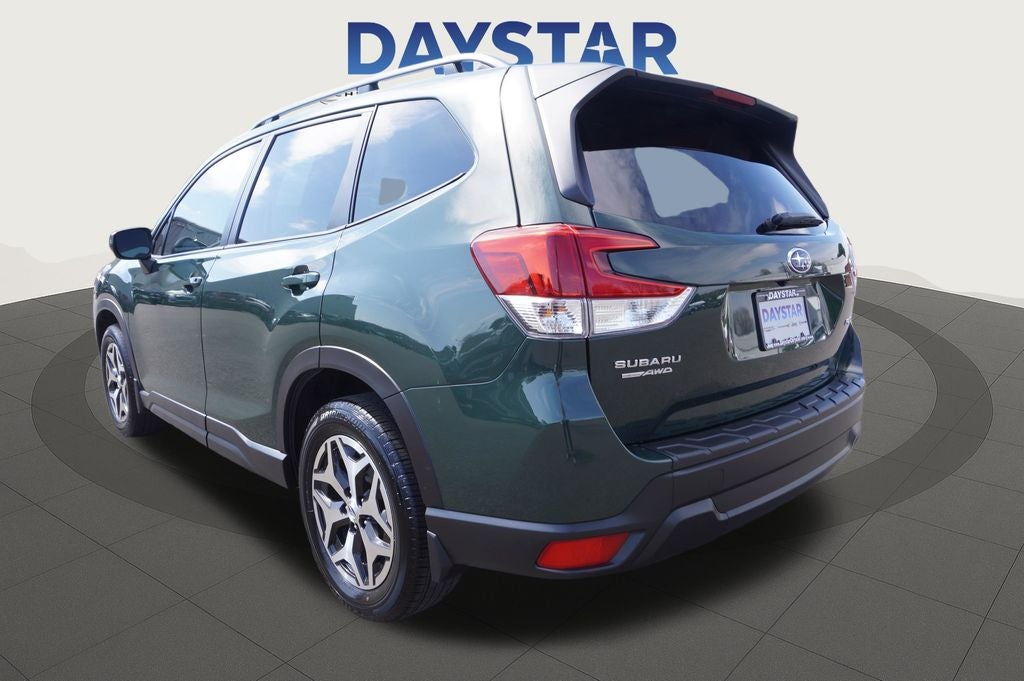 2022 Subaru Forester Premium