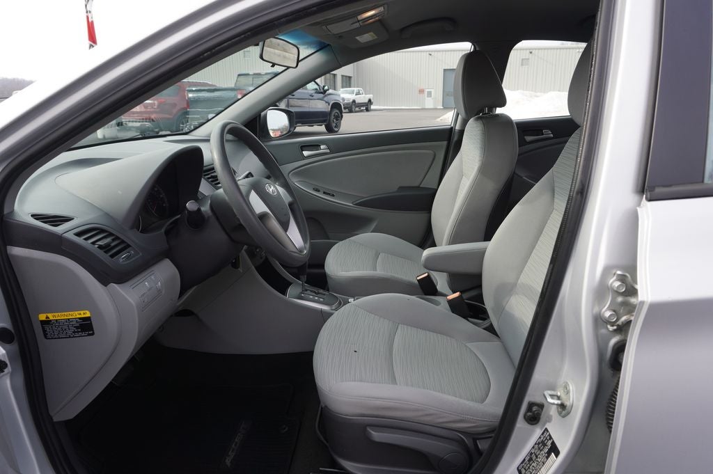 2016 Hyundai Accent SE