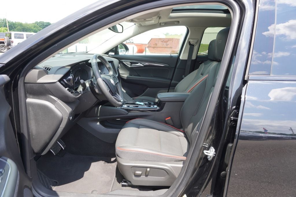 2023 Buick Envision Essence AWD